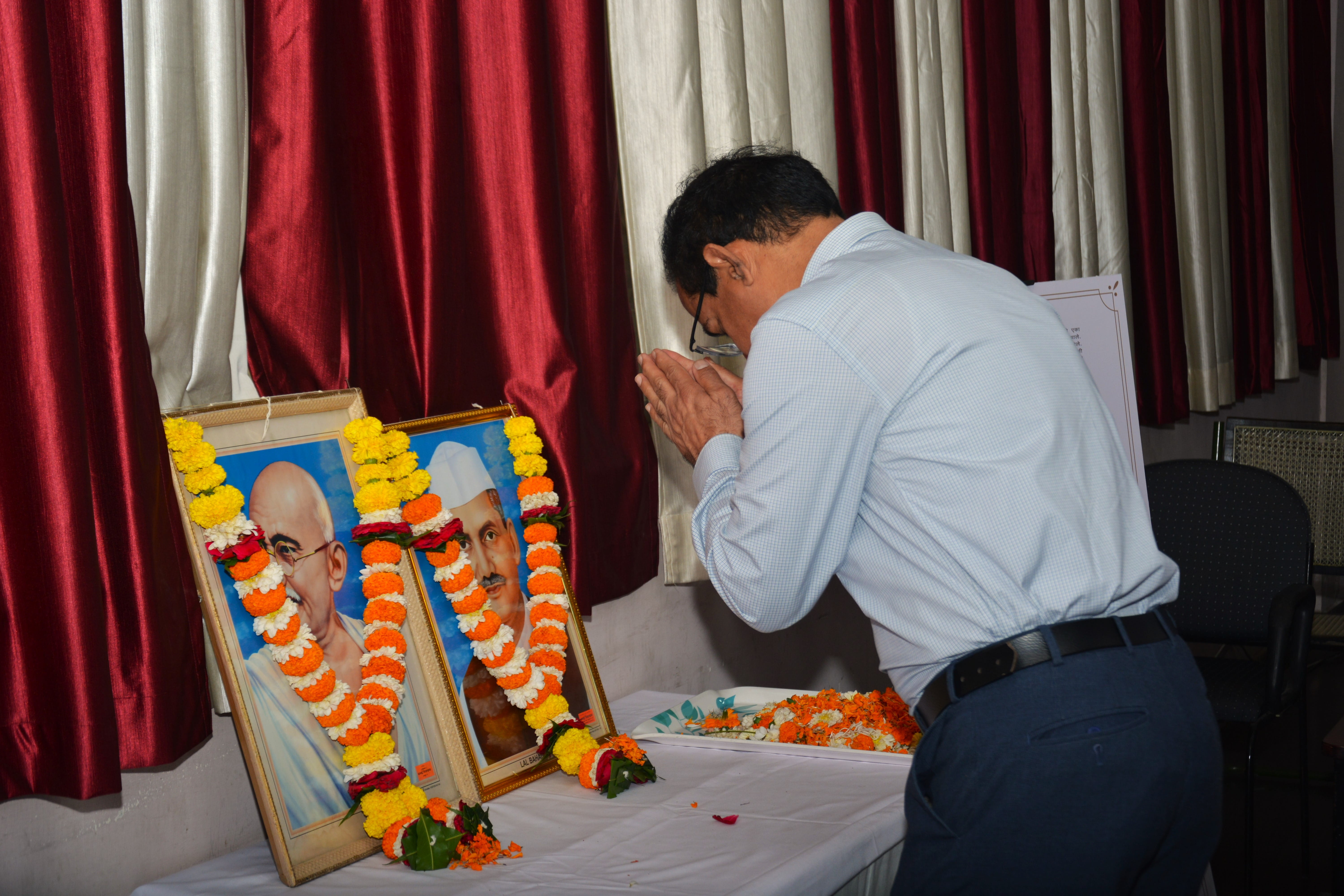  Mahatma Gandhi and Lal Bahaddur Shastry jayanti celebration at MAFSU, h.q (2).jpg
